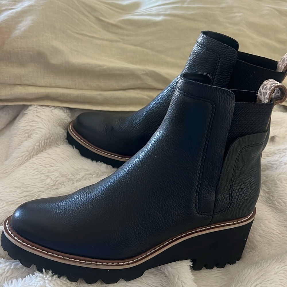 Dolce Vita the “Huey” booties black